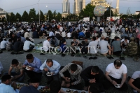 В центре Грозного состоялся массовый ифтар 