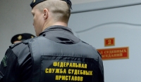 Чеченские приставы взыскали 450 тысяч рублей в пользу пострадавшей от действий мошенника