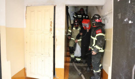 Сотрудники МЧС по ЧР спасли 8 человек из горящей квартиры