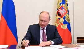 Путин внес законопроект о продлении предельного срока службы генералов и маршалов