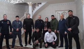 Медалью «Ненан Сий» (Материнская слава) наградили Яхиту Асуханову