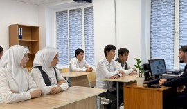 Легкий заработок с тяжелыми последствиями: Школьникам рассказали об опасности дропперства| грозный, чгтрк