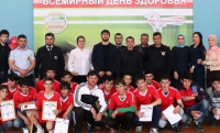 В Грозном прошел турнир по мини-футболу среди команд, состоящих из подростков «группы риска» 