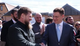 Рамзан Кадыров и Александр Новак подключили дом многодетной семьи к газораспределительным сетям