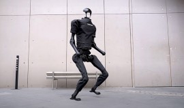 Человекоподобный робот побил мировой рекорд скорости