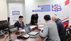 Ризван Ибрагимов подал документы о выдвижении в депутаты Госдумы от партии «Яблоко»| грозный, чгтрк