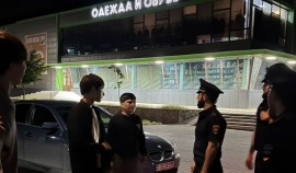 В селе Виноградное полицейские провели профилактический рейд для юных водителей| грозный, чгтрк