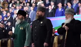 Председателем Съезда народа ЧР первого созыва стал Рамзан Кадыров