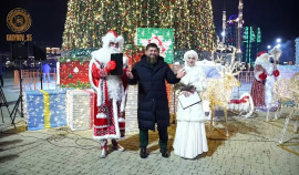 Рамзан Кадыров зажег центральную елку ЧР