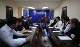 Участникам проекта «ПолитСтарт» рассказали о практических инструментах взаимодействия с избирателями| грозный, чгтрк