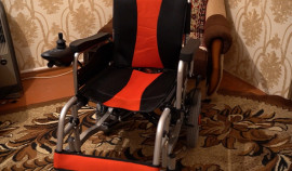 РОФ им. А.-Х. Кадырова приобрел для жительницы Грозного инвалидную коляску и протез