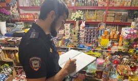 В Грозненском районе участковые уполномоченные полиции проводят регулярные подворные обходы