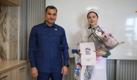 «Единая Россия» поздравила медицинских работников с профессиональным праздником в ЧР