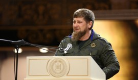 Рамзан Кадыров поздравил работников радиостанций ЧР с профессиональным праздником