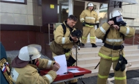 Чеченские пожарники провели тактические учения в столичной больнице