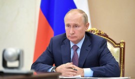 Владимир Путин заявил, что тотальных ограничений из-за COVID-19 в России не планируется