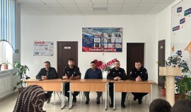 В Шелковском районе полиция и духовенство провели встречу со школьниками| грозный, чгтрк
