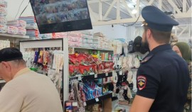 В Грозненском районе продолжаются рейды по контролю за продажей продукции несовершеннолетним| грозный, чгтрк