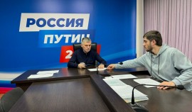 Избирательный штаб Путина в Грозном готовит к отправке первую партию подписных листов