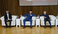Главы Минздарава и Минмола ЧР приняли участие в неформальном диалоге с молодежью