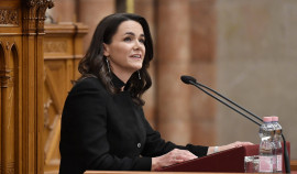 Первая женщина, избранная на пост президента Венгрии, приступила к исполнению обязанностей