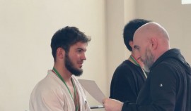 Сотрудник Росгвардии одержал победу на чемпионате по рукопашному бою в Чеченской Республике| грозный, чгтрк