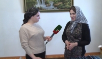 Девушка из Грозного бесплатно шьет и раздает маски