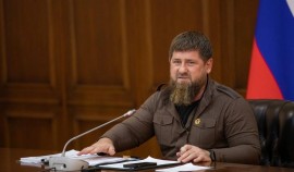 Рамзан Кадыров призвал Запад не дразнить Россию рекламными акциями по снабжению нацистов оружием