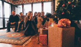 Многодетные семьи смогут подтверждать льготы QR-кодом через приложение MAX