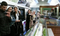 Школьники Президентского лицея Грозного посетили с экскурсией выставочный поезд 