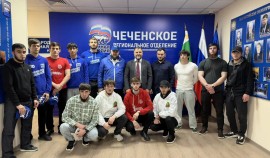 Добровольцы из ЧР в числе первых оказывают поддержку жителям пострадавших сёл Дагестана| грозный, чгтрк