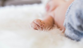В Госдуме могут ввести сертификат для новорожденных детей