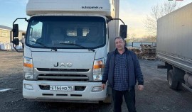 Дальнобойщик из Чеченской Республики спас семью из затопленной машины во время паводков в Дагестане| грозный, чгтрк