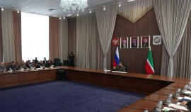 В Правительстве ЧР представили и. о. министра промышленности, торговли, топлива и энергетики ЧР| грозный, чгтрк
