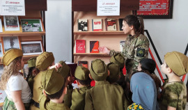 Росгвардейцы провели акцию «Ленинград. Блокада. Подвиг» в Чеченской Республике