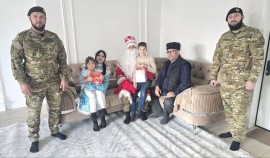 РОФ им. А.-Х. Кадырова передал новогодние подарки детям погибших сотрудников Росгвардии в ЧР| грозный, чгтрк