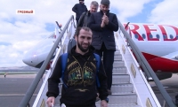 Чемпион Европы по греко-римской борьбе Ислам-Бек Альбиев вернулся на родину