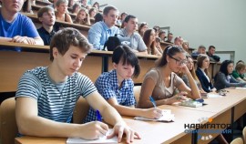 Глава Минобрнауки РФ призвал студентов не ограничиваться обучением только в университетах