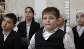 Ученикам Грозненского Центра образования им. А.-Х. Кадырова показали, как создаётся журнал Стела1ад