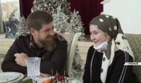 Рамзан Кадыров встретился с 11-летней Линдой Мачиговой из Гудермеса