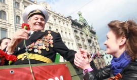 Владимир Путин поручил ускорить процедуру присвоения улицам имен героев ВОВ