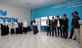 Студентка ЧГПУ познакомила школьников с игровыми технологиями обучения| грозный, чгтрк