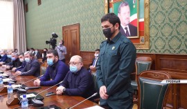 Рамзан Кадыров представил коллективу Администрации Главы и Правительства ЧР нового руководителя