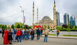 Мэрия Грозного: Форма одежды туристов ЧР должна соответствовать менталитету населения