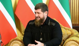 Рамзан Кадыров поздравил Идриса Черхигова с присвоением ему специального звания майора полиции