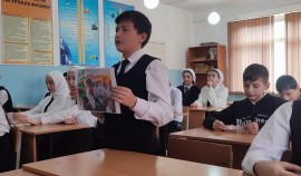 ЕР организовала в школах ЧР открытые уроки ко Дню восстановления государственности чеченского народа