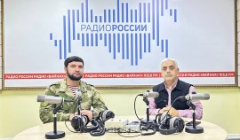 Росгвардеец выступил в очередном эфире ведомственной радиорубрики в Грозном