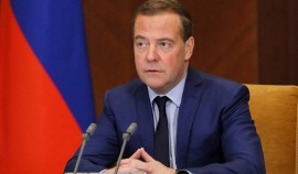 Дмитрий Медведев: сокращение рабочей недели можно начать как эксперимент в отдельных регионах