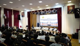 В ЧГУ им. А. А. Кадырова прошла пленарная часть конференции по физико-математическим наукам и ИИ| грозный, чгтрк