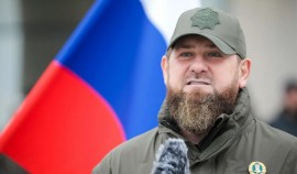 Рамзан Кадыров: Сегодня наша великая страна отмечает День Государственного флага России